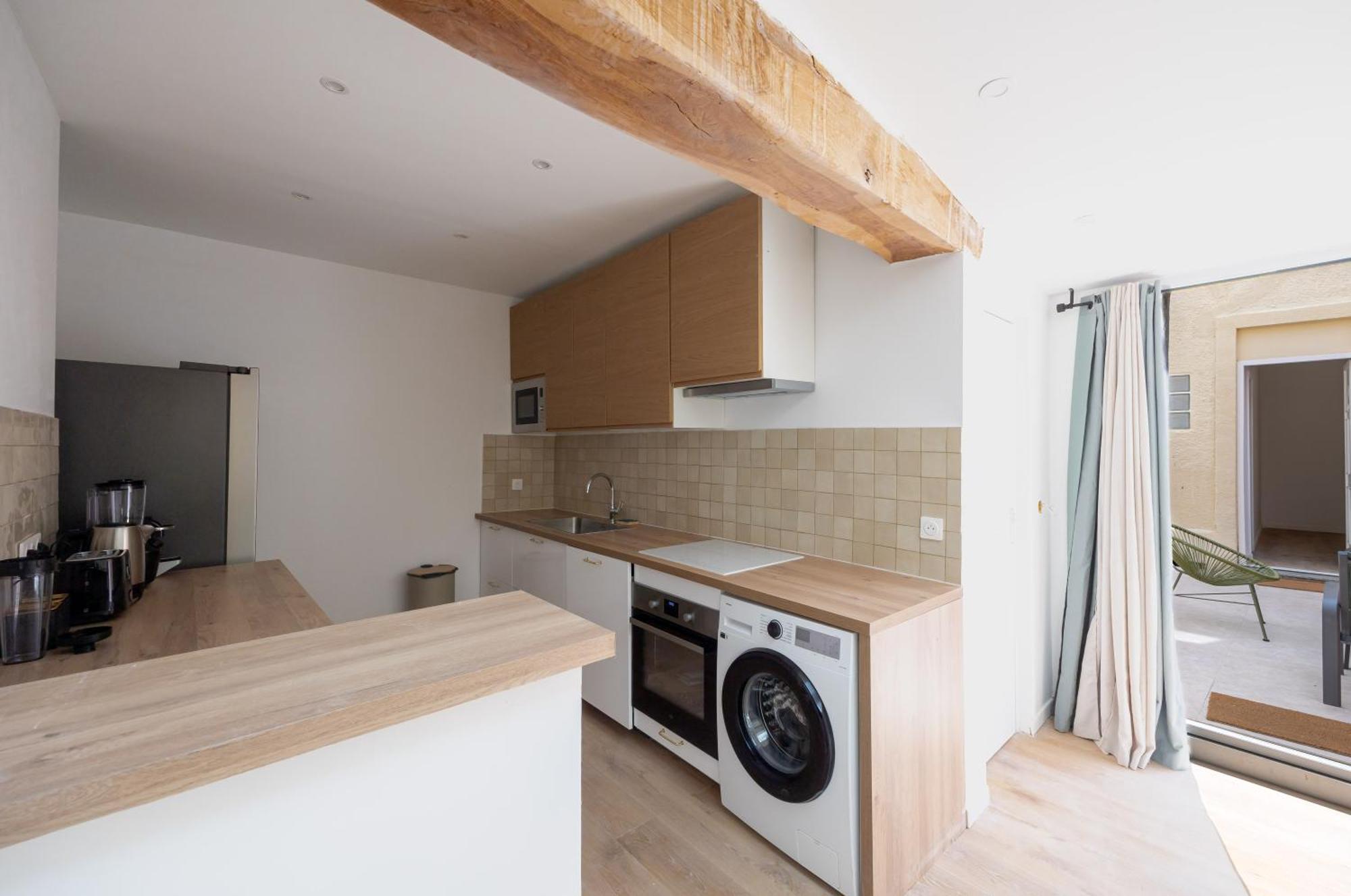 Maison Spacieuse Avec Terrasse Dans Le Centre De
