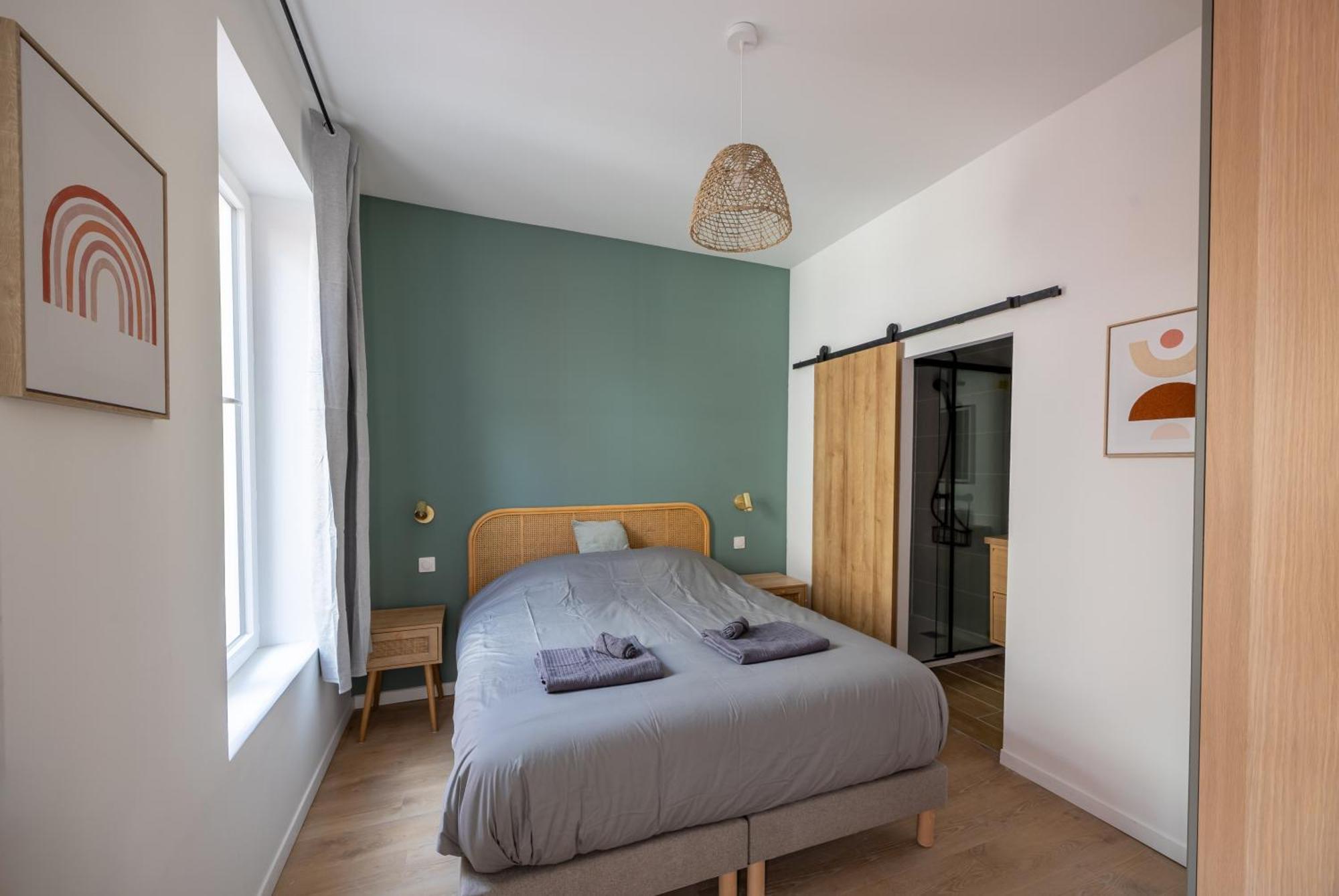 Maison Spacieuse Avec Terrasse Dans Le Centre De